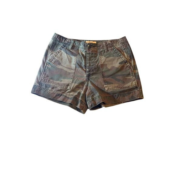 Forever 21 Women's Camouflage High Waisted Shorts Size M Green - Picture 5 of 7